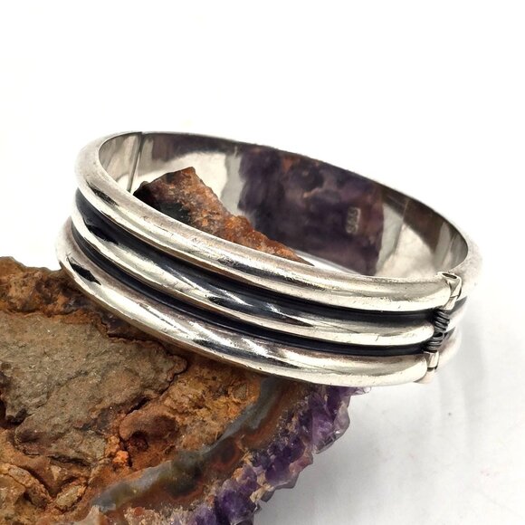 925 Sterling Silver Ribbed Hinged Clamper Bangle Bracelet Modernist Jewelry 51g - Picture 8 of 14
